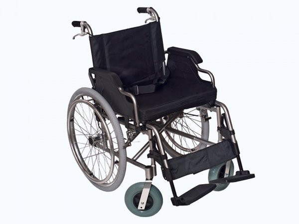 Invalidný vozík odľahčený, s pomocnou brzdou pre doprovod FS 908LJQ